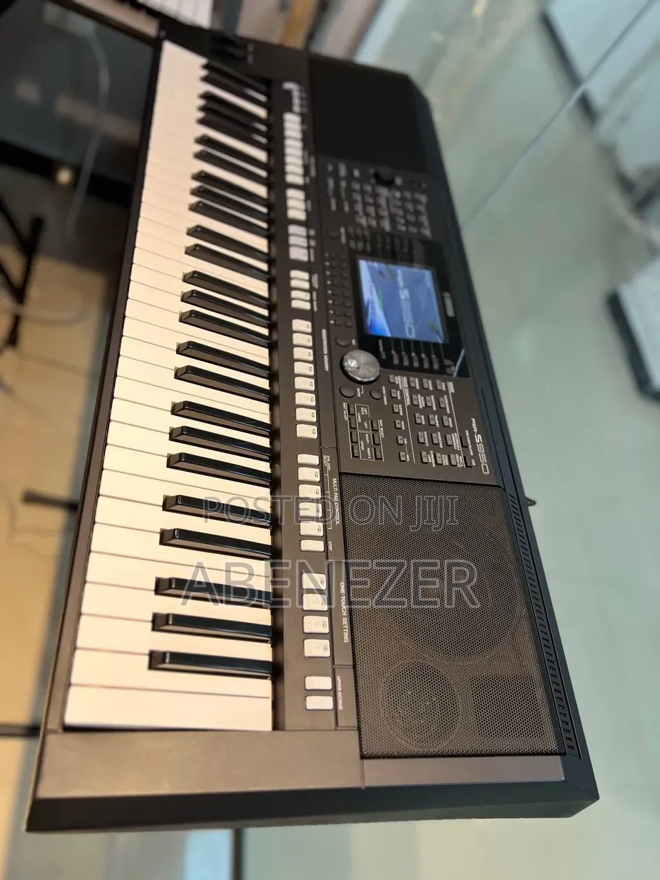 Yamaha PSR S950 Keyboard