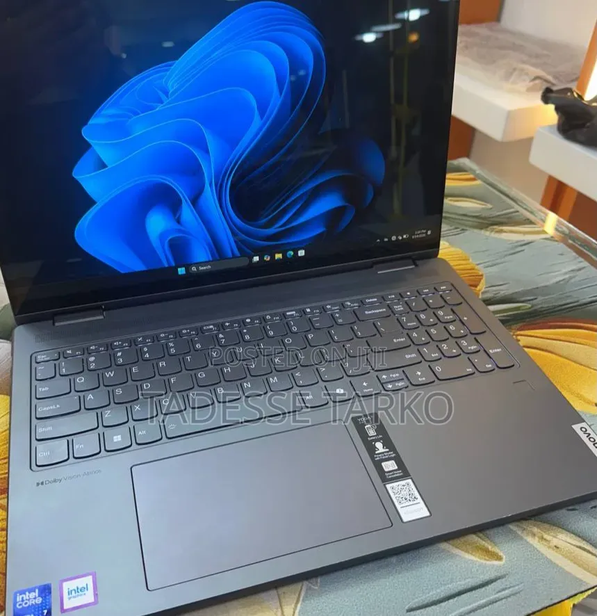 New Laptop Lenovo Yoga 3 16GB Intel Core Ultra 7 SSD 1T