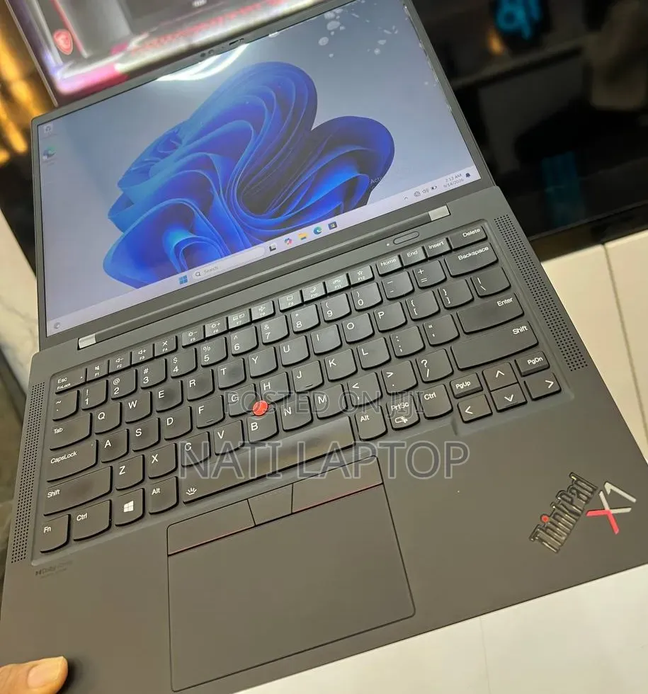 New Laptop Lenovo ThinkPad X1 Carbon 16GB Intel Core i7 SSD 512GB