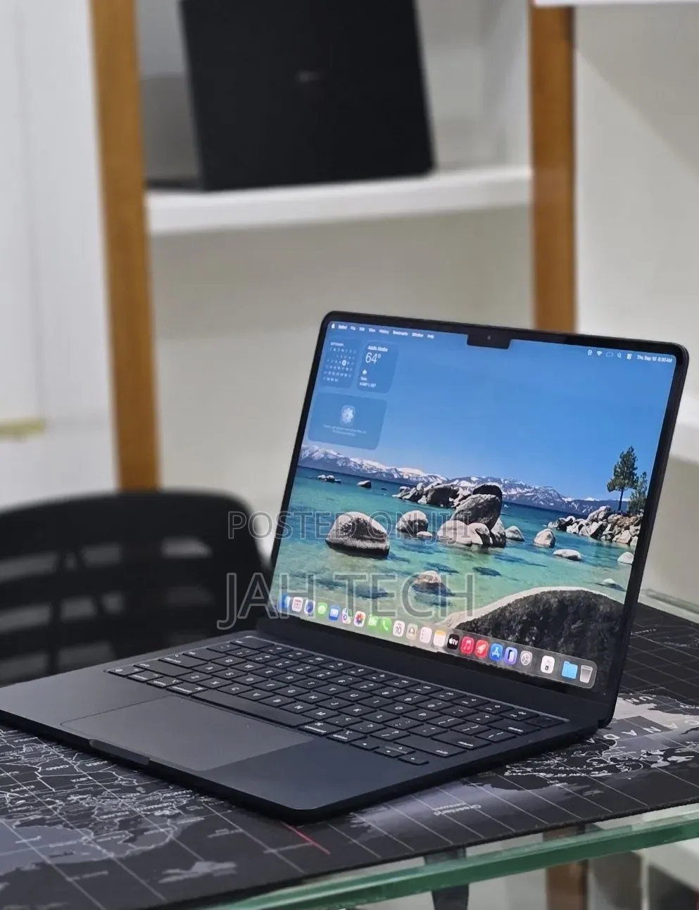 New Laptop Apple MacBook Air 2022 M2 16GB Apple M2 SSD 256GB