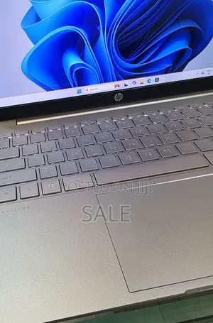 New Laptop HP Pavilion 14 16GB Intel Core i7 SSD 1T