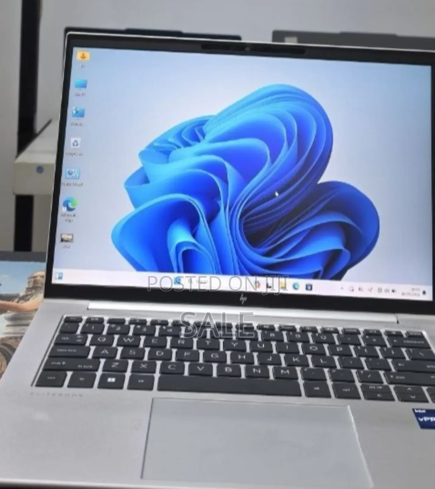 New Laptop HP EliteBook 840 G10 16GB Intel Core i7 SSD 512GB