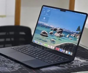 New Laptop Apple MacBook Air 2022 M2 16GB Apple M2 SSD 256GB