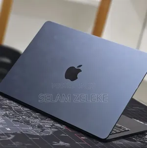 New Laptop Apple MacBook Air 2022 M2 16GB Apple M2 SSD 256GB