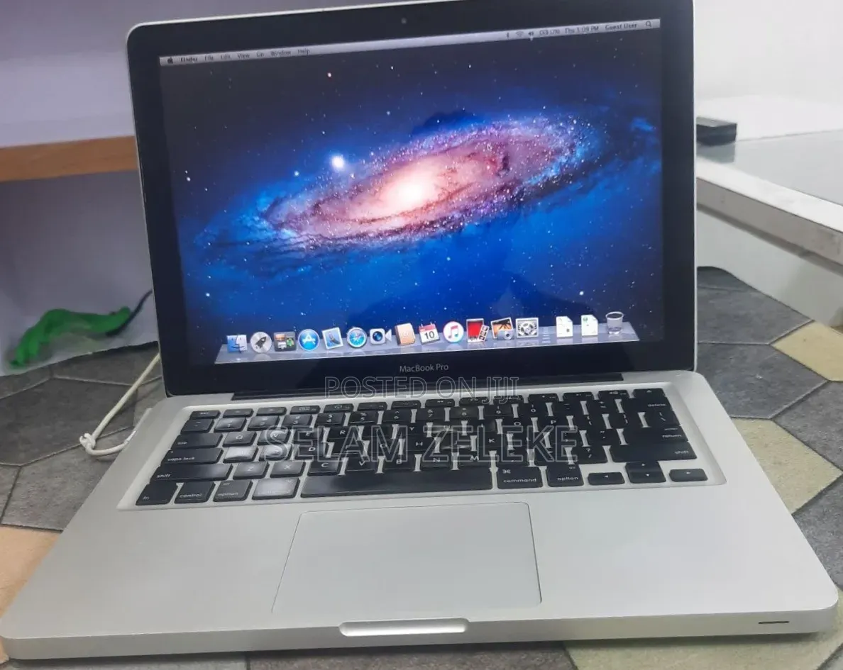 New Laptop Apple MacBook Pro 2009 4GB Intel Core 2 Duo HDD 500GB