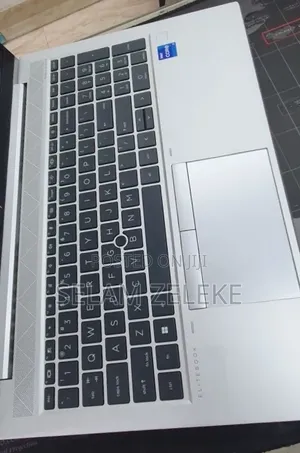New Laptop HP EliteBook 850 G8 16GB Intel Core i7 SSD 512GB