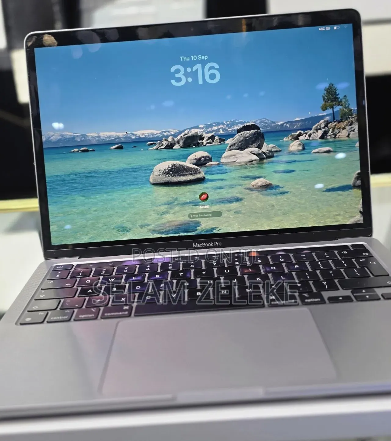 New Laptop Apple MacBook Pro 2021 M1 16GB Apple M1 Pro SSD 1T