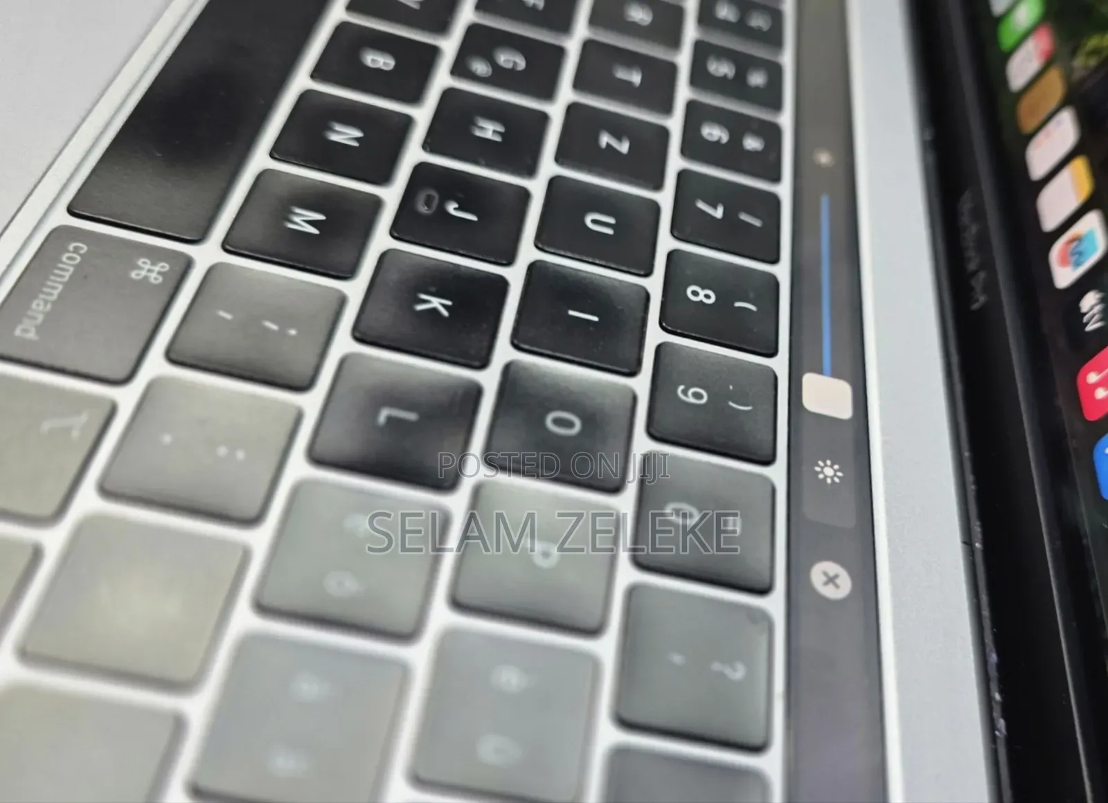 New Laptop Apple MacBook Air 2019 8GB Intel Core i5 SSD 128GB