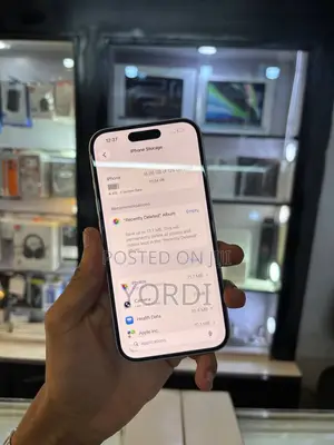 New Apple iPhone 16 128 GB White