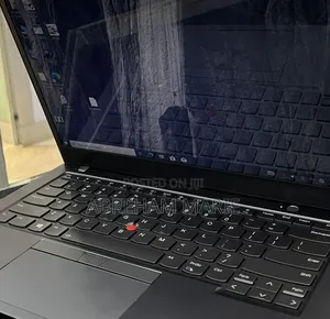 New Laptop Lenovo ThinkPad T14 16GB Intel Core i7 SSD 512GB