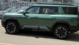 New BYD Leopard 8 2.0 Hybrid AWD 2025 Green