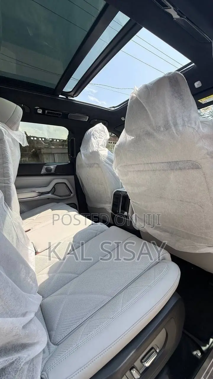New BYD Leopard 8 2.0 Hybrid AWD 2025 Green