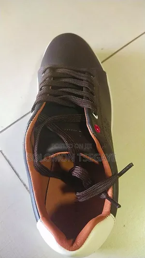 Men's Shoe