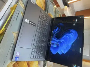 New Laptop Lenovo 16GB Intel Core Ultra 7 SSD 1T