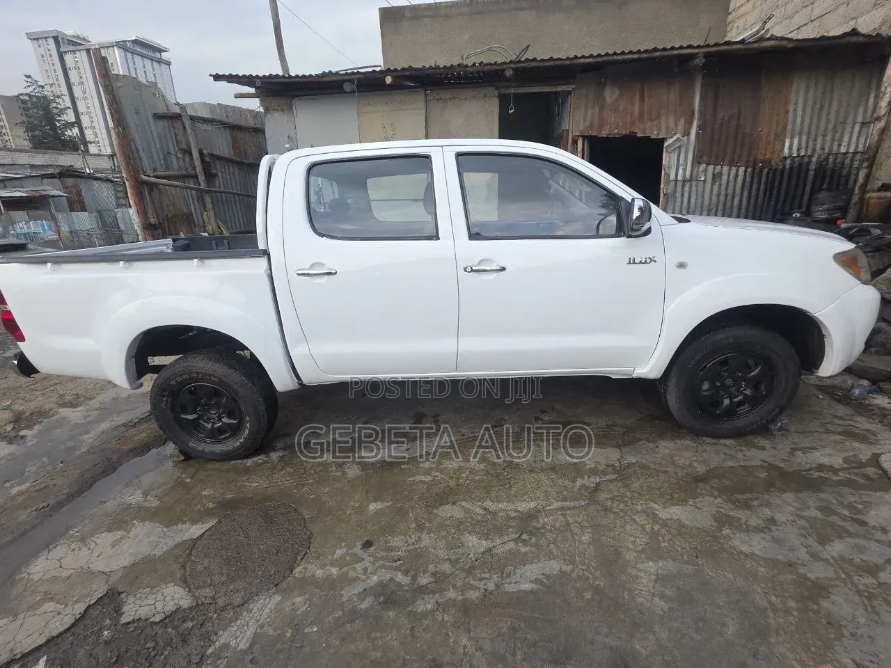 Toyota Hilux 2008 White