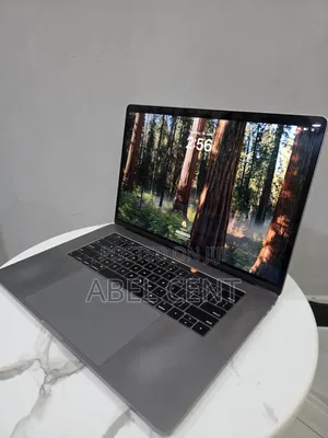 Laptop Apple MacBook Pro 2019 16GB Intel Core i7 SSD 512GB
