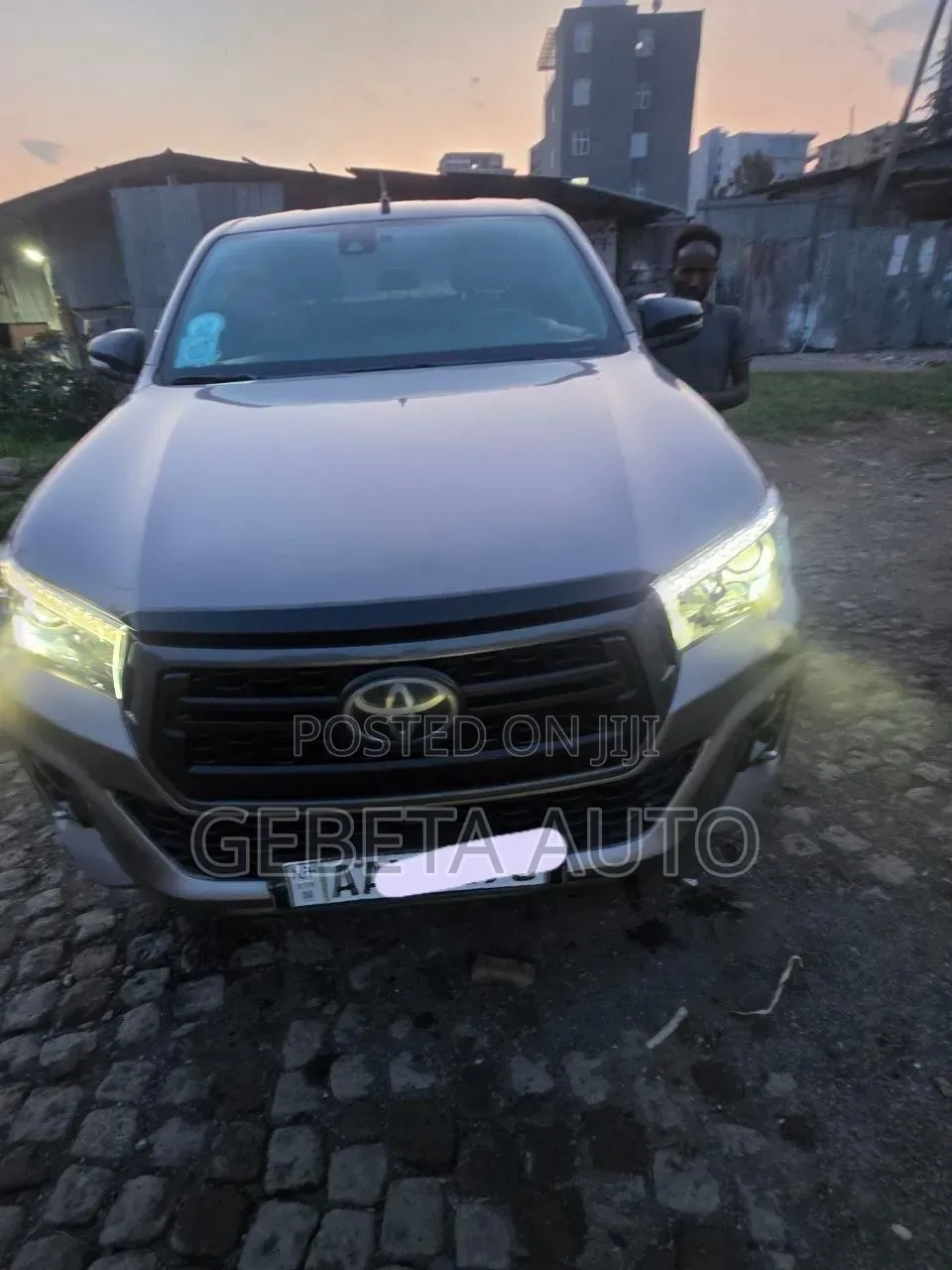 Toyota Hilux 2020 Gold