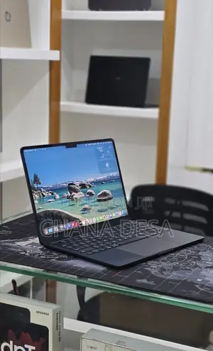 New Laptop Apple MacBook Air 2022 M2 16GB Apple M2 SSD 256GB