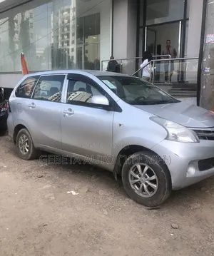 Toyota Avanza 2012 Silver