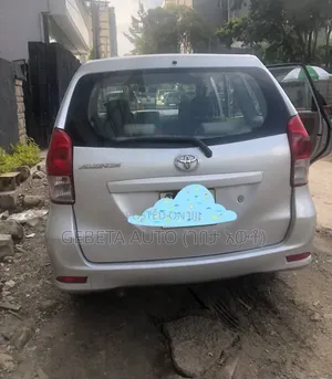 Toyota Avanza 2012 Silver