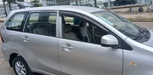 Toyota Avanza 2012 Silver