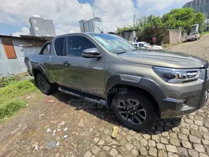 Toyota Hilux 2021