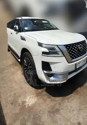 Nissan Patrol 2017 White
