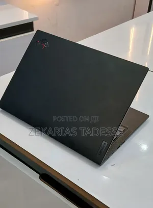 New Laptop Lenovo ThinkPad X1 Carbon 16GB Intel Core i7 SSD 512GB