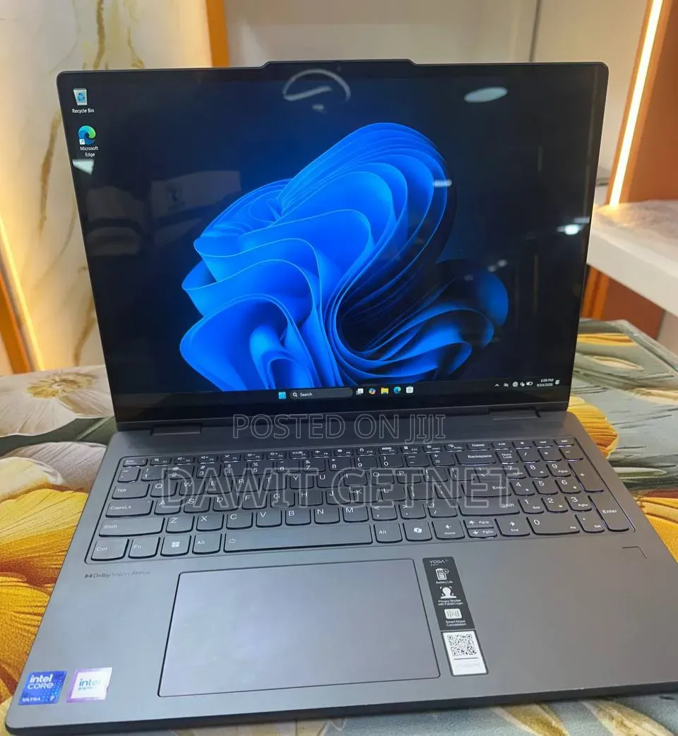 New Laptop Lenovo ThinkPad Yoga 16GB Intel Core Ultra 7 SSD 1T