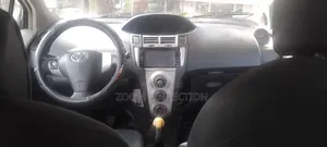 Toyota Yaris 2007 Gray