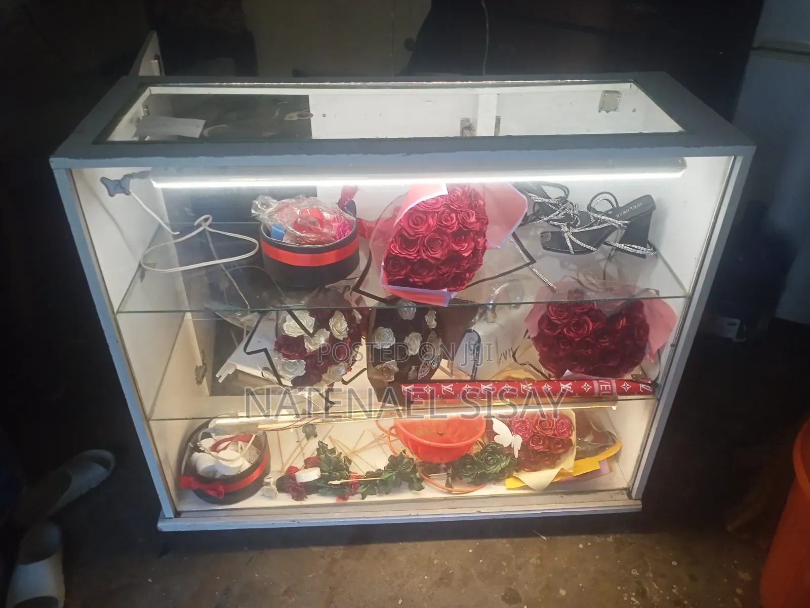 Display for Sell