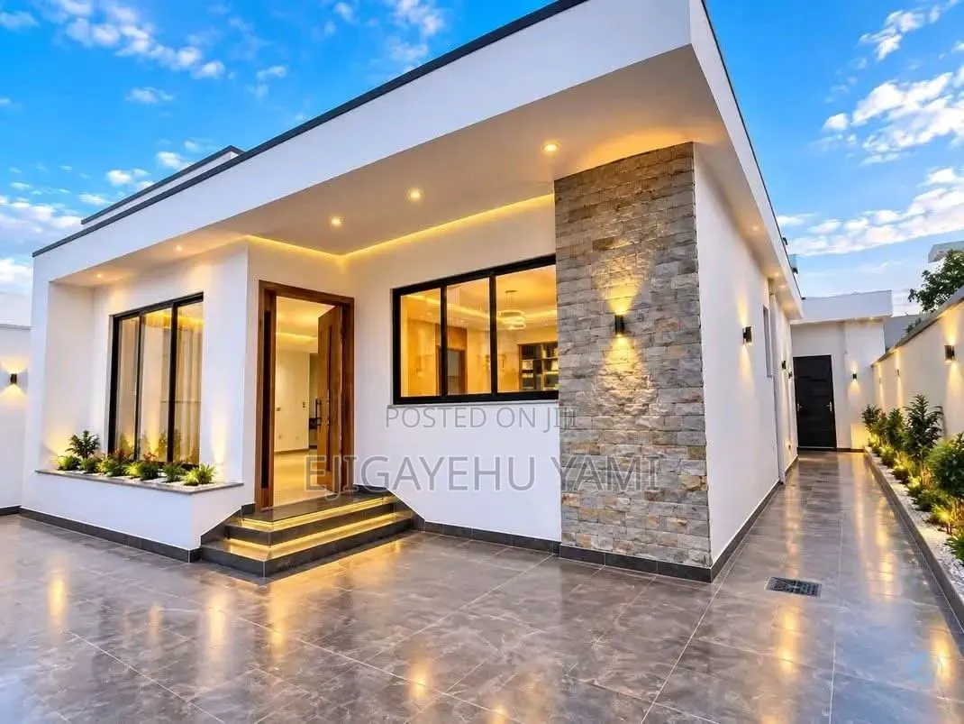 Furnished 5bdrm Villa in Vila, Bole for sale