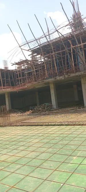 ለንግድ ተመራጭ በሆነችው ተክለሀይማኖት መርካቶ ላይ የንግድ ሱቆች ከ11 ካሬ ጀምሮ -በneta Area