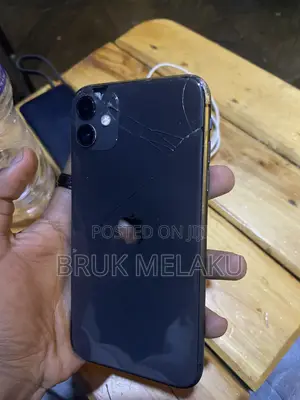 Apple iPhone 11 64 GB Black