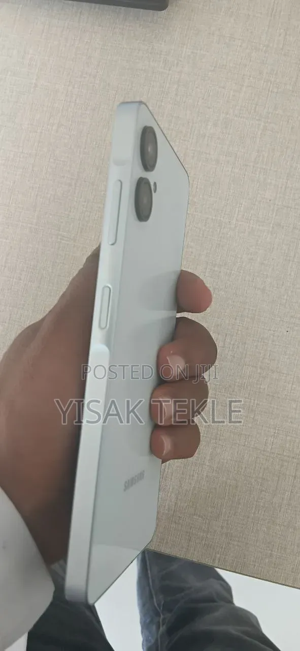New Samsung Galaxy A06 64 GB White