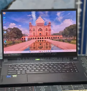 New Laptop MSI MSI Sword 15 32GB Intel Core i7 SSD 1T