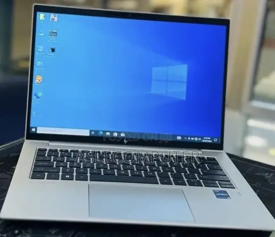 New Laptop HP EliteBook 840 G8 16GB Intel Core i7 SSD 512GB