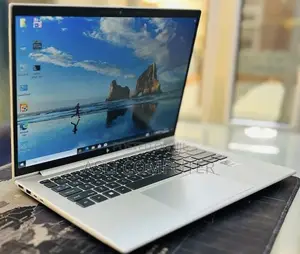 New Laptop HP EliteBook 840 G8 16GB Intel Core i7 SSD 512GB