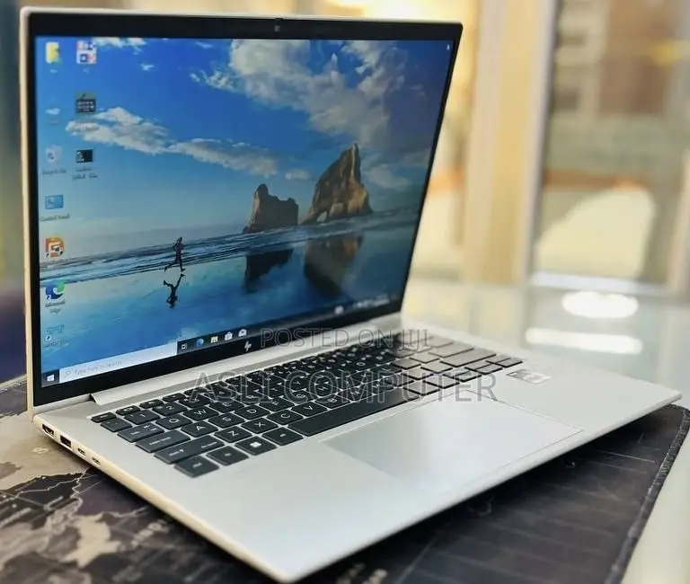 New Laptop HP EliteBook 840 G8 16GB Intel Core i7 SSD 512GB