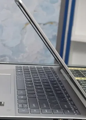 New Laptop HP Pavilion 14 16GB Intel Core i7 SSD 1T