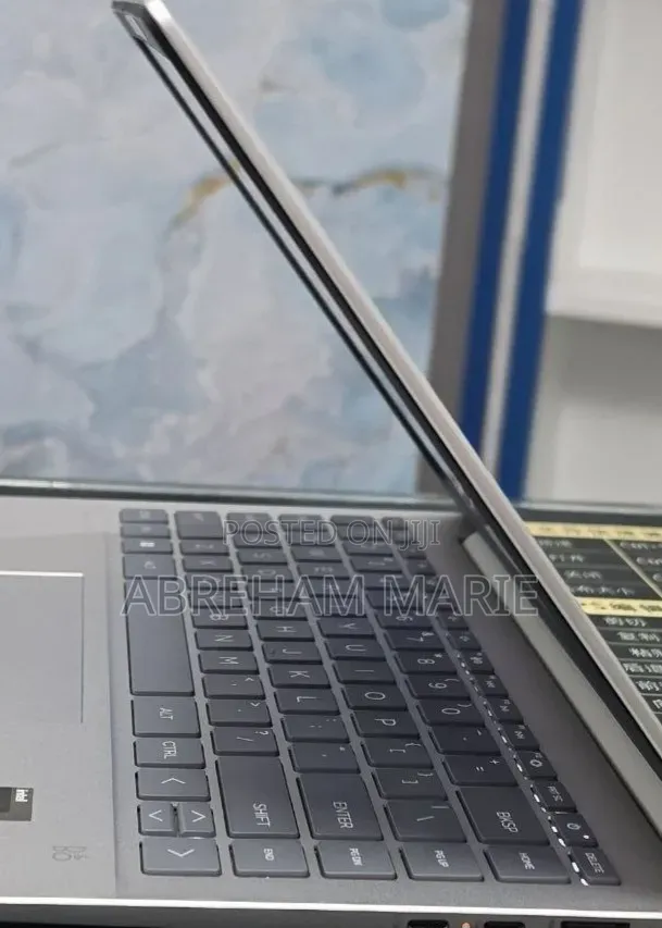 New Laptop HP Pavilion 14 16GB Intel Core i7 SSD 1T