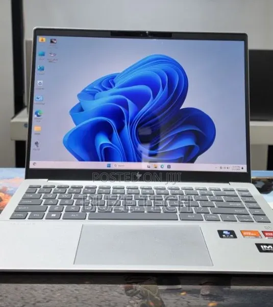 New Laptop HP Pavilion 15 16GB AMD Ryzen 7 SSD 1T