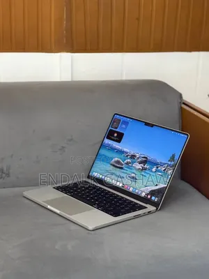 New Laptop Apple MacBook Pro 2021 M1 16GB Apple M1 SSD 512GB