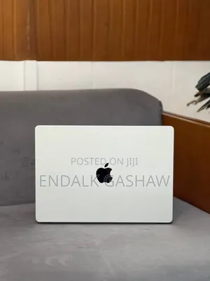 New Laptop Apple MacBook Pro 2021 M1 16GB Apple M1 SSD 512GB