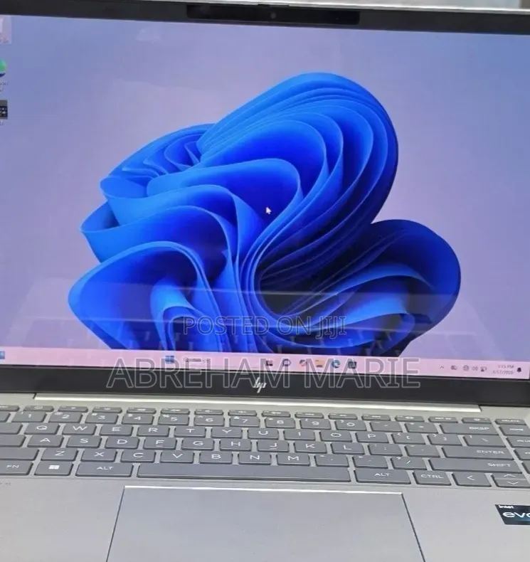New Laptop HP Pavilion 14 16GB Intel Core i7 SSD 1T