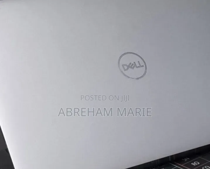 New Laptop Dell Precision 5560 16GB Intel Core i9 SSD 512GB