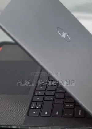 New Laptop Dell Precision 5560 16GB Intel Core i9 SSD 512GB