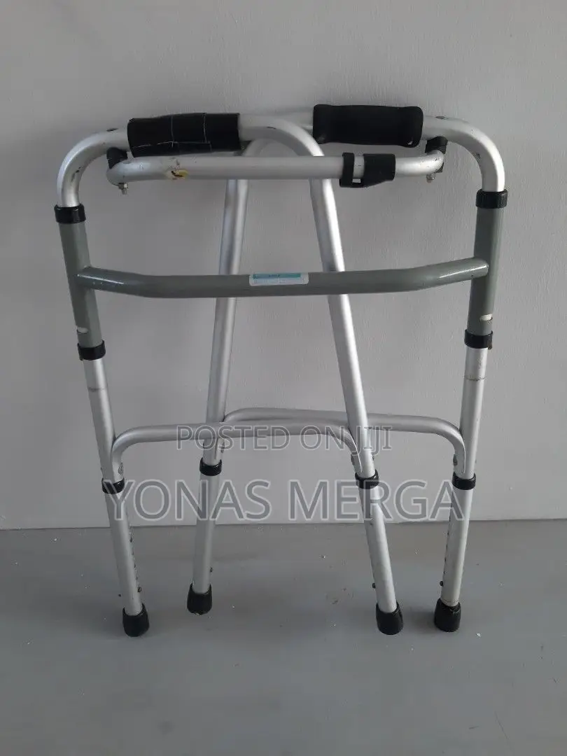 Walking Frame刈长walker勻台lightweight and Robust Structure, It Is Easy