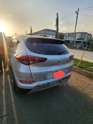Hyundai Tucson 2017 Silver
