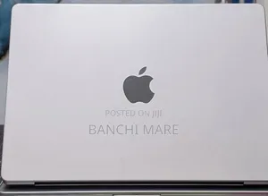New Laptop Apple MacBook Pro 2023 M2 16GB Apple M2 SSD 512GB